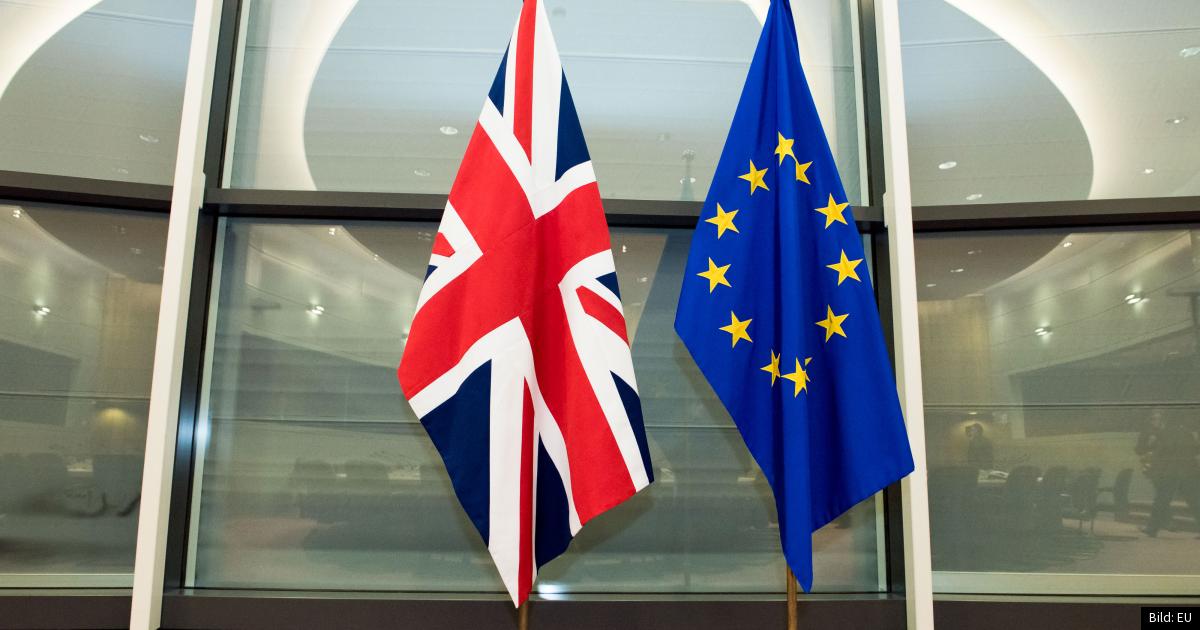 The flags of the United Kingdom and the European Union displayed side by side